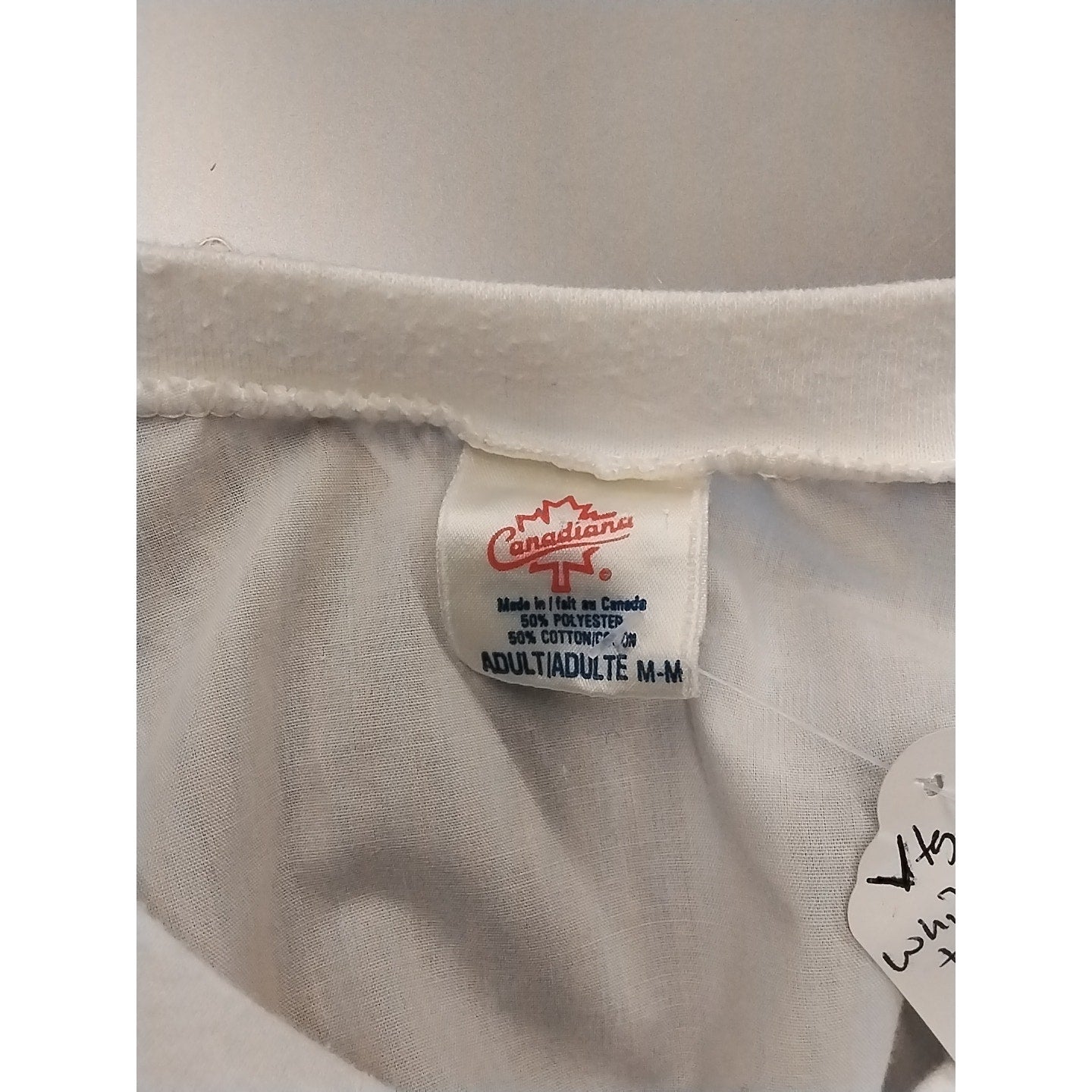 Vintage White Toronto Pullover