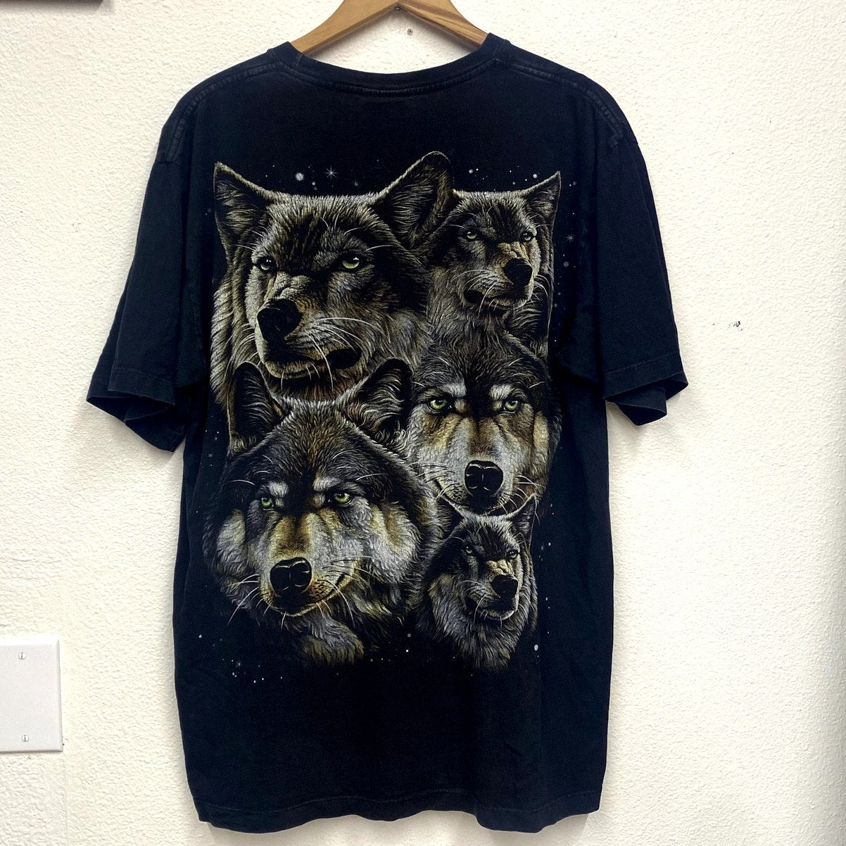 Epic Front and Back Wolf Graphic T Shirt