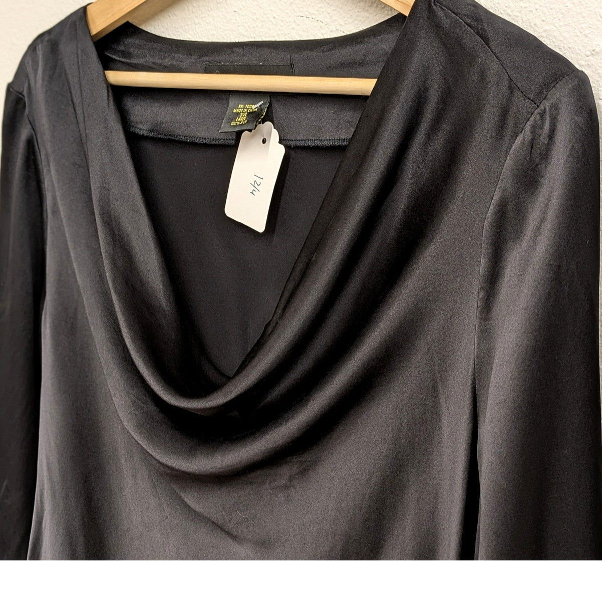 Harris Wallace Black 100% Silk Scoop Neck Blouse