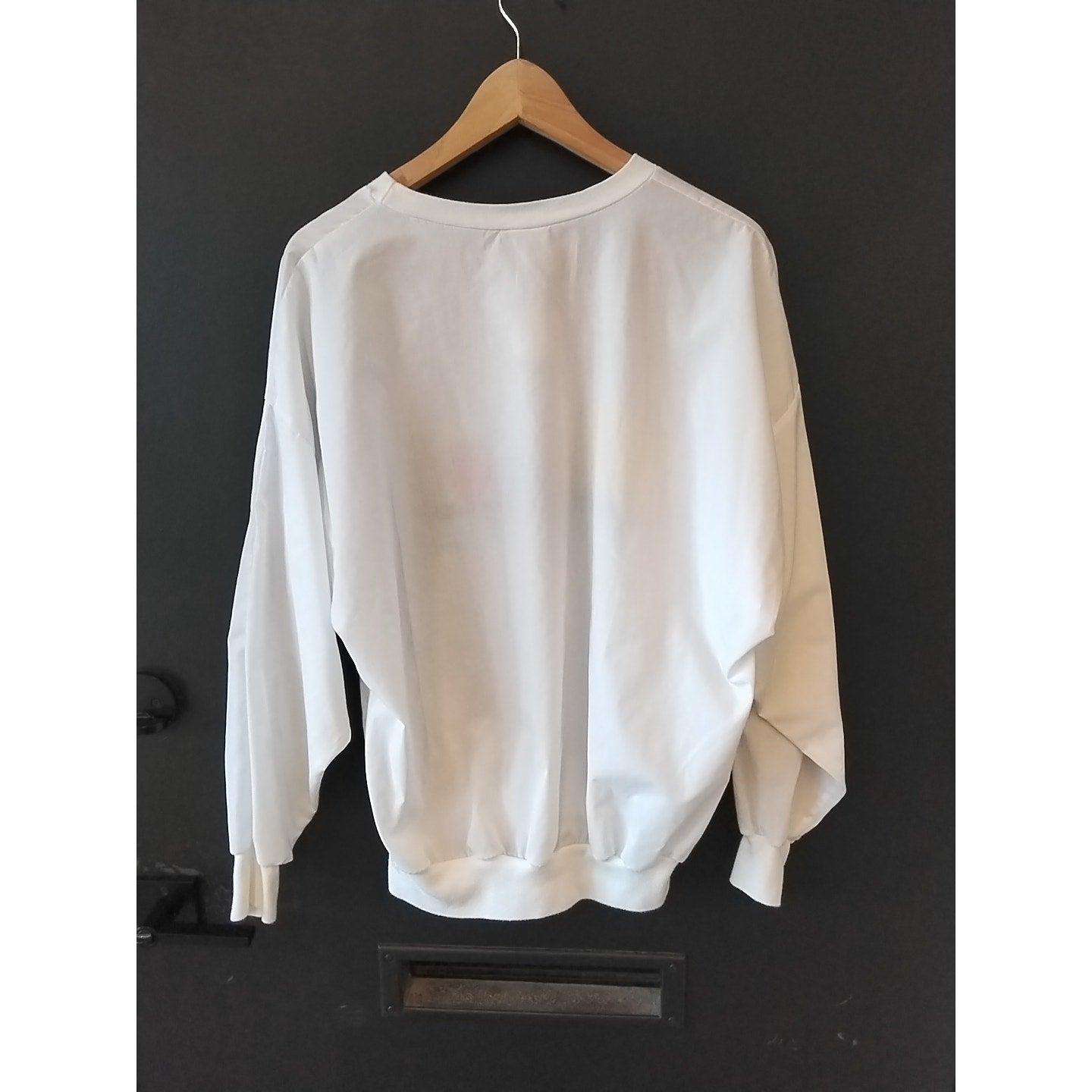 Vintage White Toronto Pullover