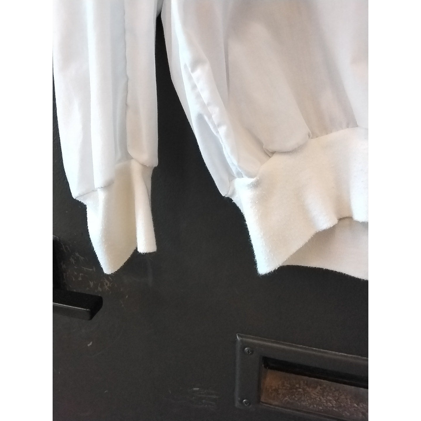 Vintage White Toronto Pullover