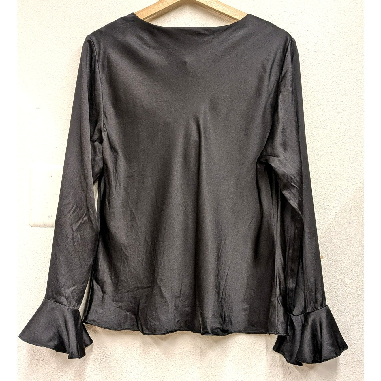 Harris Wallace Black 100% Silk Scoop Neck Blouse