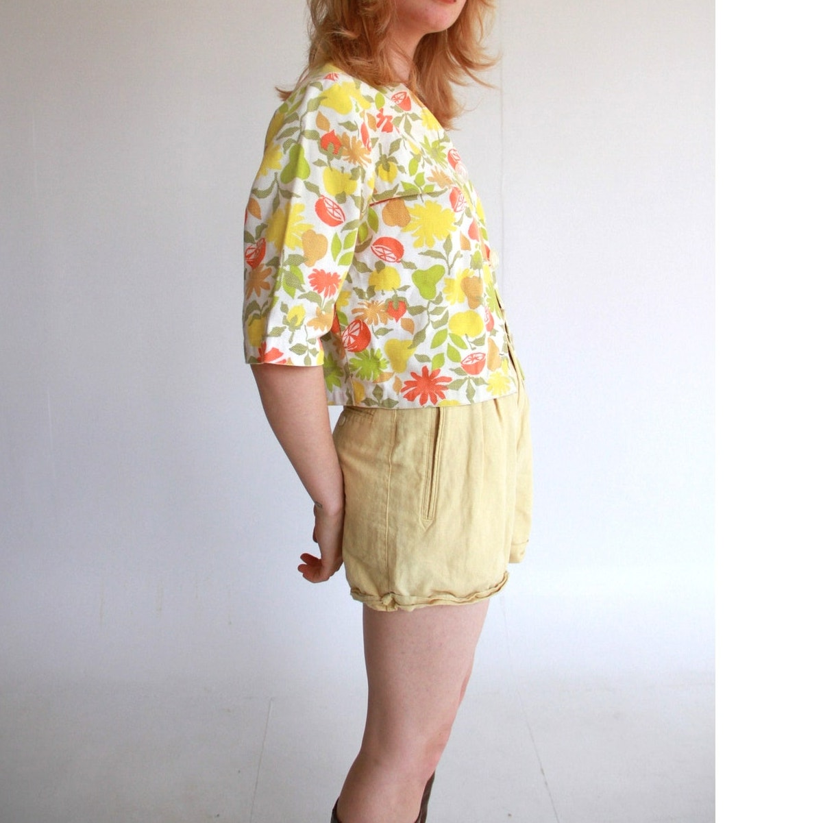 Vintage Liz Sport High-Waisted Yellow Linen Cotton Shorts