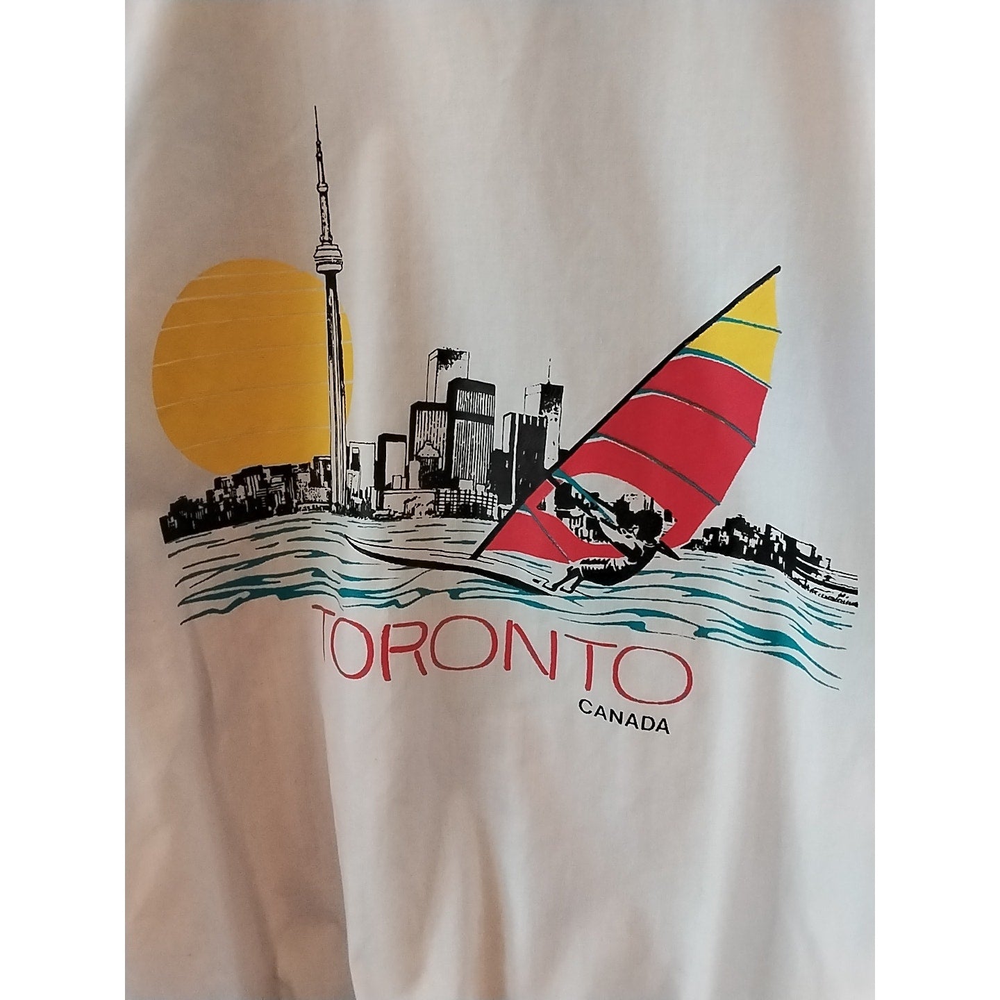 Vintage White Toronto Pullover