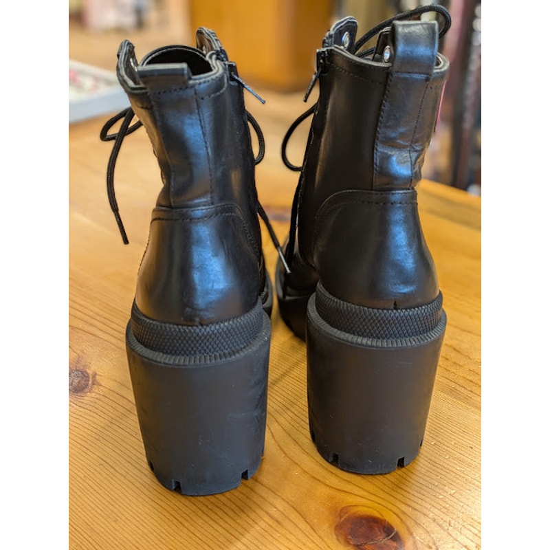 Gianni Bini Black Lace Up Combat Boots - Size 8